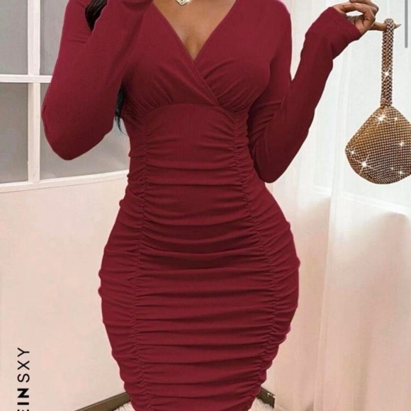 SHEIN SXY Red Long Sleeve Ruched Dress - Picture 1 of 5